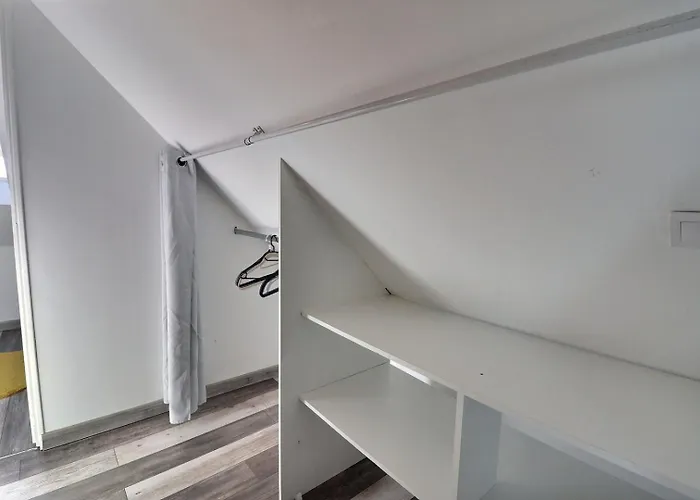 Les Du Pont - Lit Double - Wifi - Inclus - 4